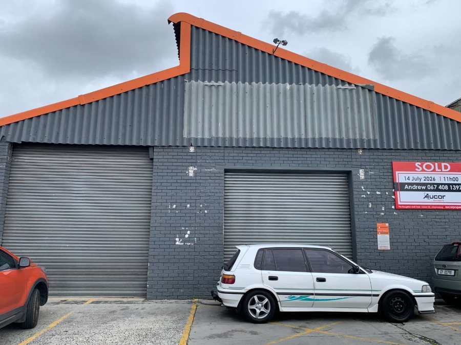 To Let Commercial Property for Rent in Oakdale Western Cape